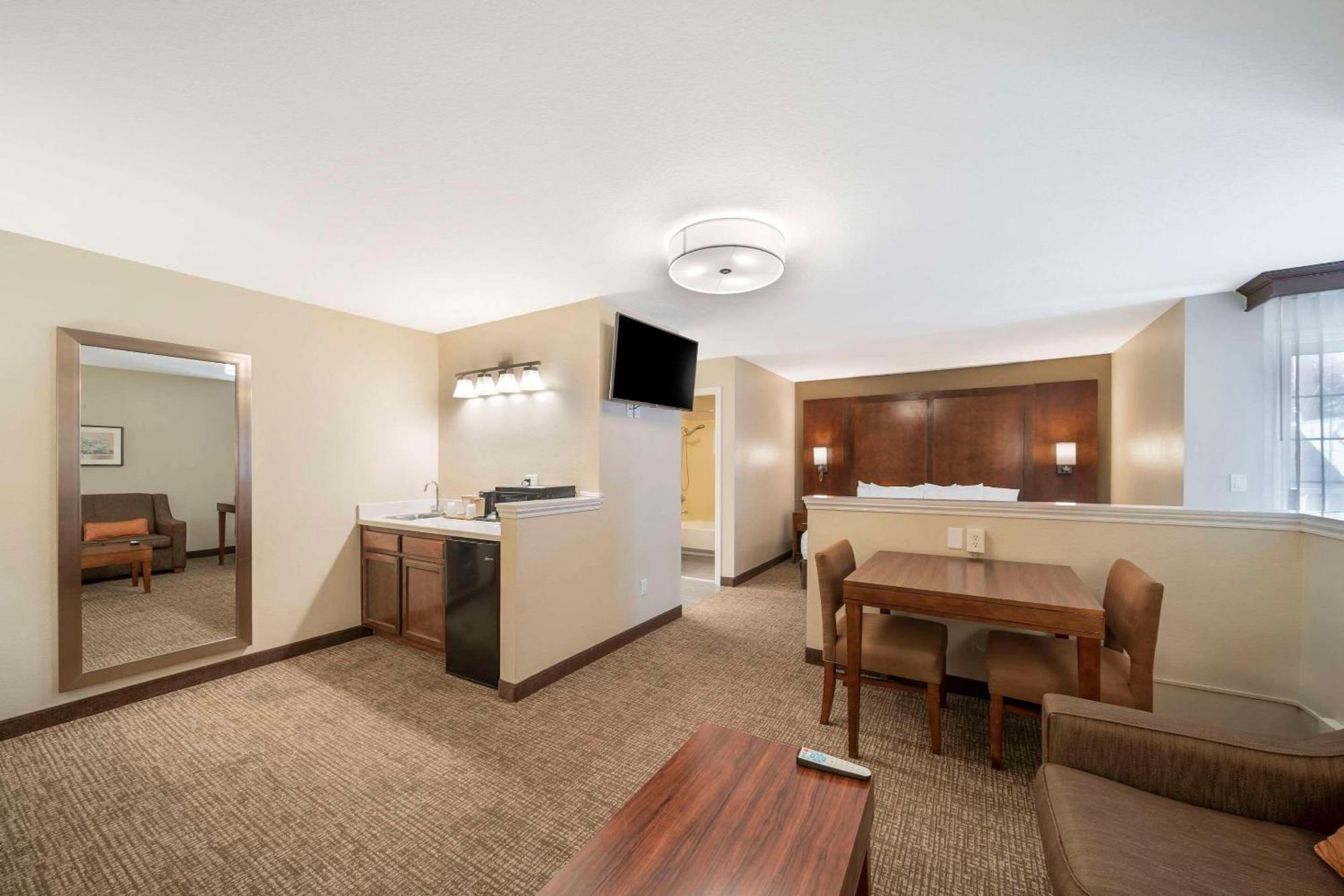 Comfort Suites Red Bluff Near I-5 Luaran gambar