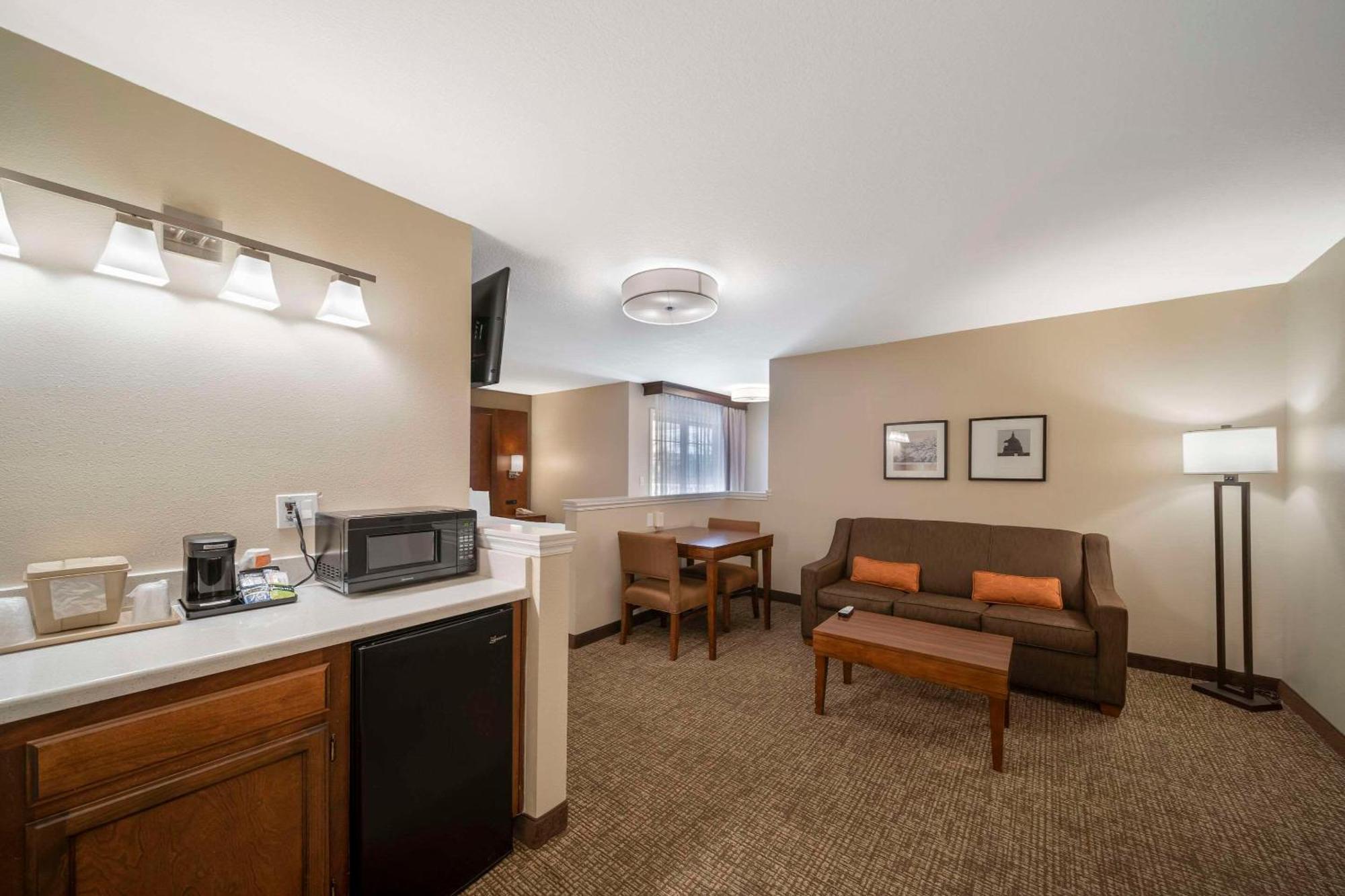 Comfort Suites Red Bluff Near I-5 Luaran gambar