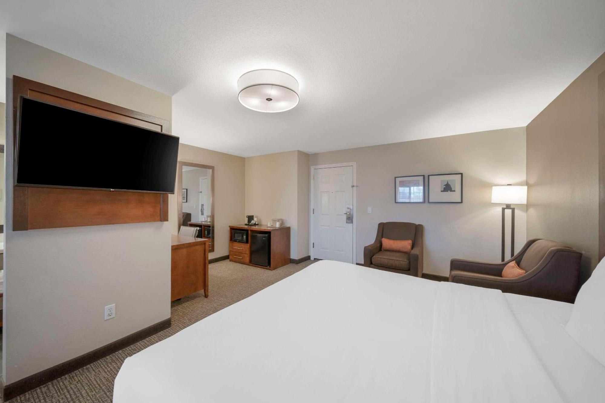 Comfort Suites Red Bluff Near I-5 Luaran gambar